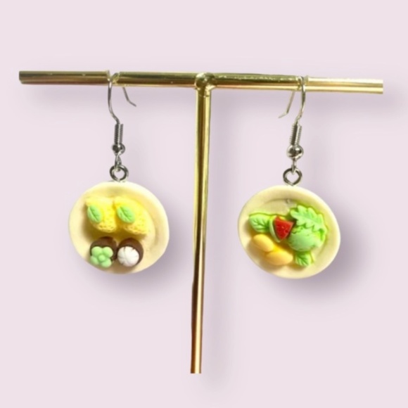 ❤️ FREE Fruit Plate Charcuterie Food Snack Art Pop Artsy Graphic Farm Earrings - Picture 5 of 5